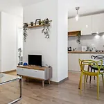 Living In Color - Chic With Balcony At Belvedere Residences 公寓 布加勒斯特