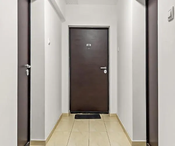 Apartmán Living In Color - Chic With Balcony At Belvedere Residences *