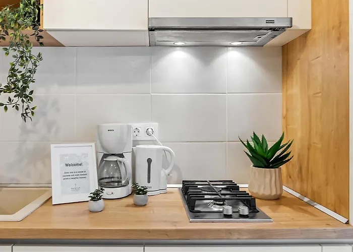 Living In Color - Chic With Balcony At Belvedere Residences بوخارست