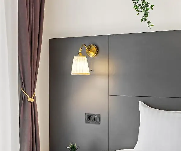 شقة Living In Color - Chic With Balcony At Belvedere Residences