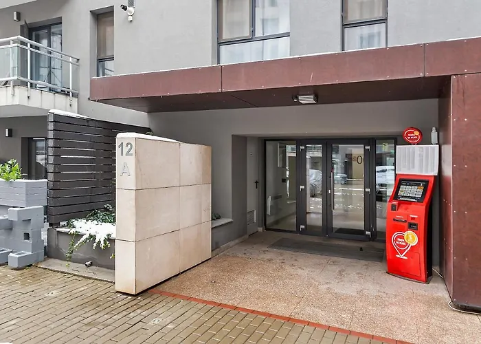 Апартаменти Living In Color - Chic With Balcony At Belvedere Residences *